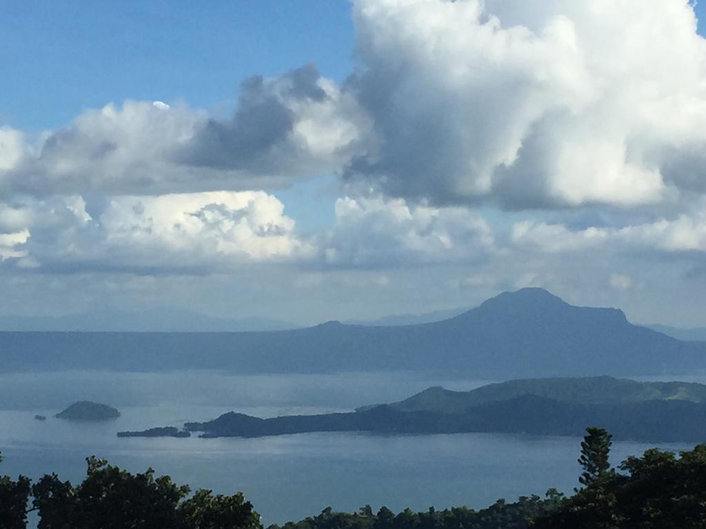 Apartment At Tagaytay Prime Residences Tagaytay City ภายนอก รูปภาพ